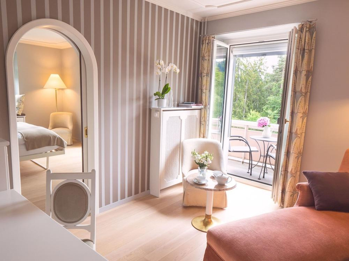 Bedroom 3, Romantik Schweizerhof, Imboden