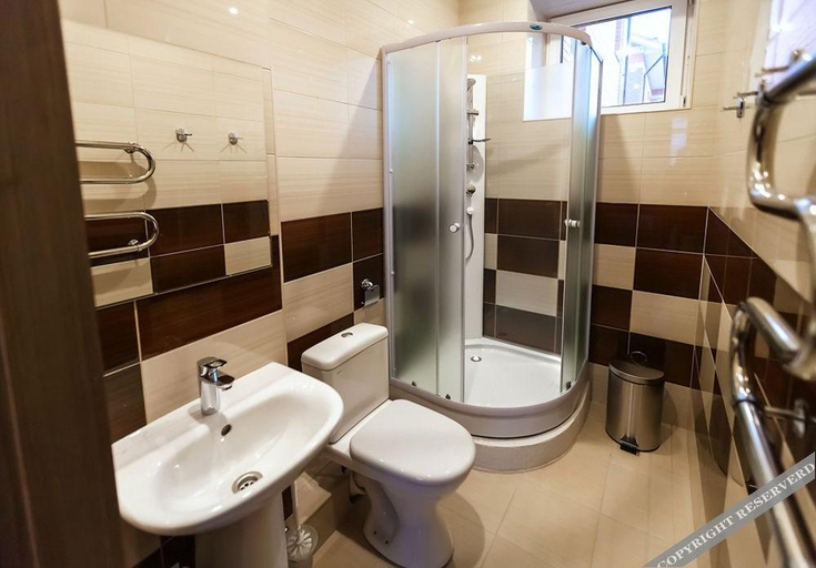 Bathroom 2, Chekhov, Tver'