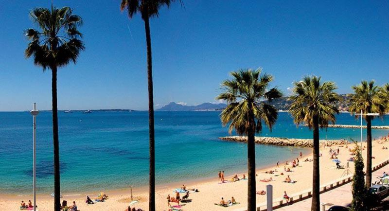 Others 4, Bleu Azur, Alpes-Maritimes
