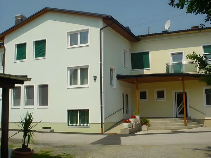 Exterior & Views, Gasthof Hotel Lang, Güssing