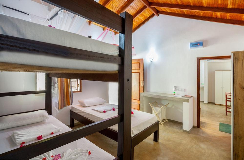 Bedroom 3, De Silva Palm Resort, Kalpitiya