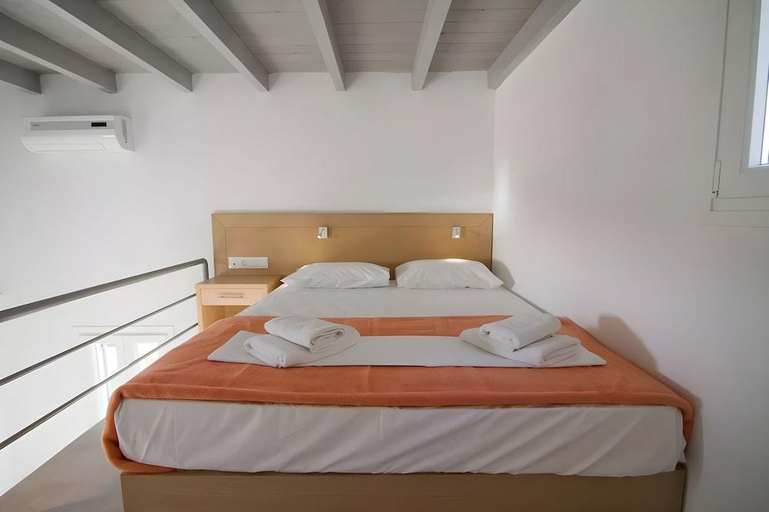 Bedroom 2, FarOut BeachClub - Rooms & Camping, South Aegean