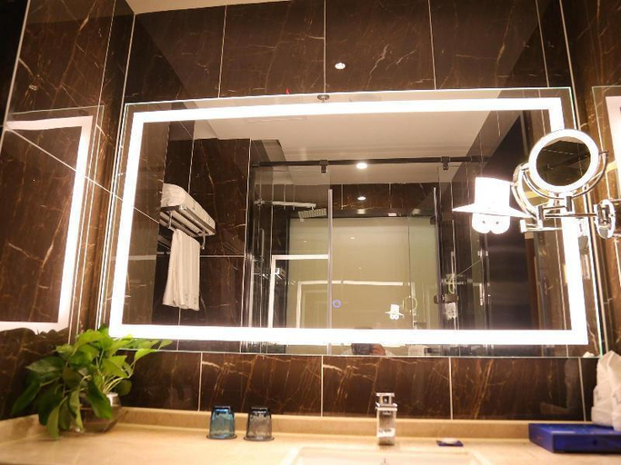 Bathroom 3, Starway Hotel Suqian Powerlong Plaza, Suqian