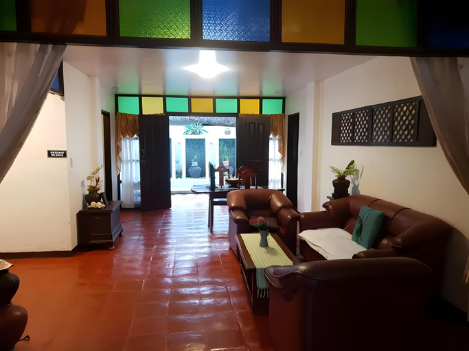 Public Area, Evangeline Beach Resort, Pagudpud
