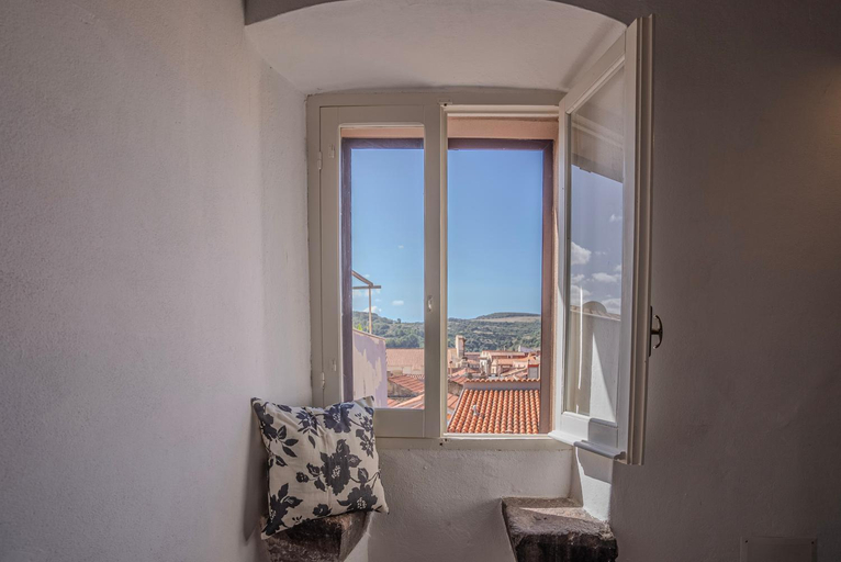 Others 3, Sardinian Gallery Domus Historic Rooms & Apartments, Oristano