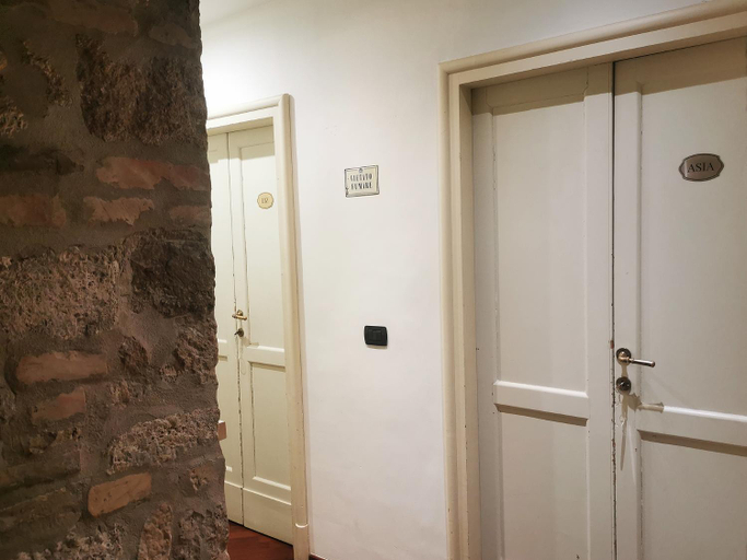Others 4, B&B Le Noci, Ascoli Piceno