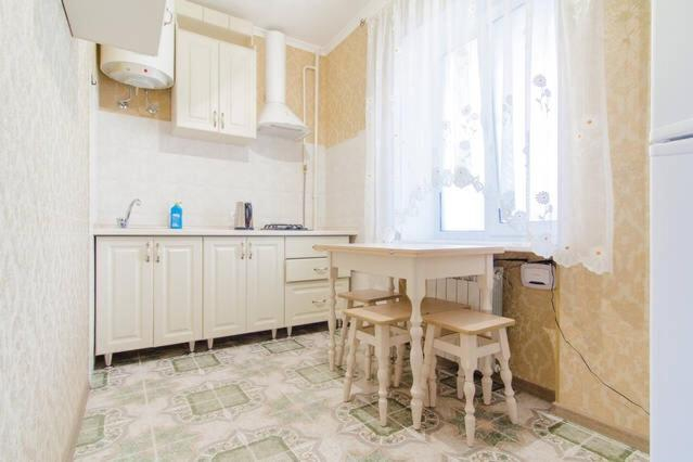 2, Best Apartments in Deribasovskaya, Odes'ka