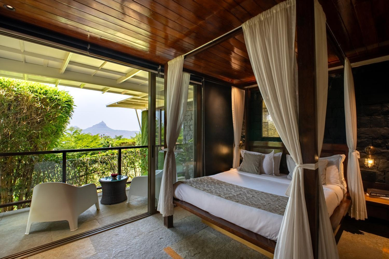 Others 5, Resort Amanzi, Pune