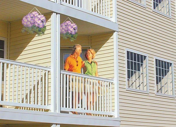 Exterior & Views