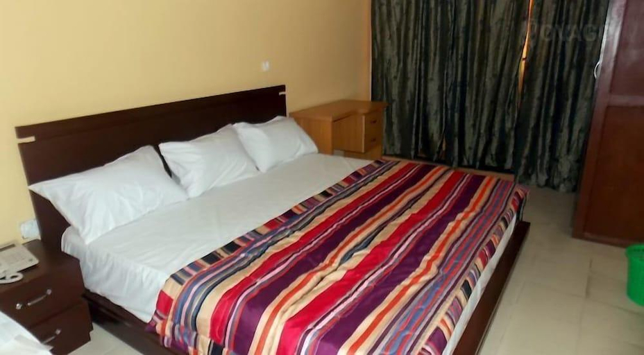 Bedroom 2, SureRest Hotel & Suites, Amuwo Odofin