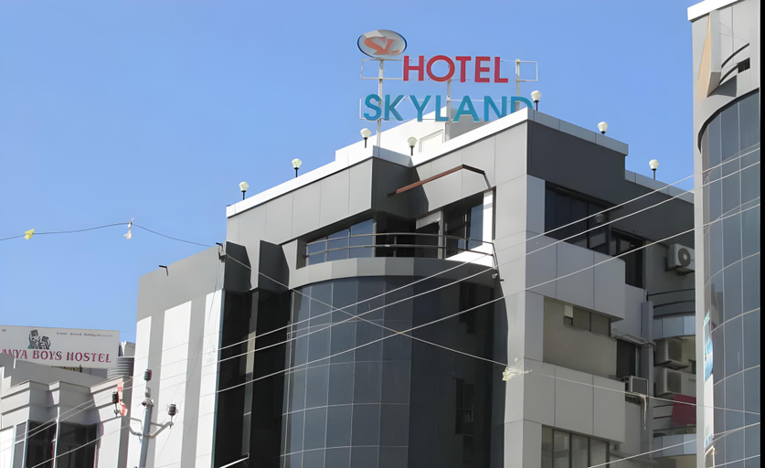 Exterior view, Hotel Skyland, Ahmadabad