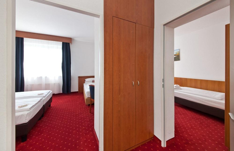 Bedroom 2, Novum Style Hotel Aldea, Berlin