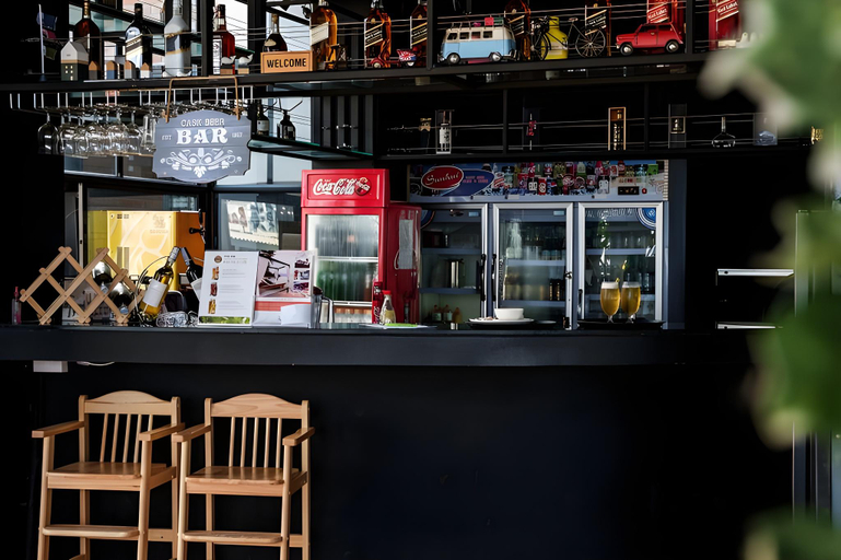 Food & Drinks 5, The Loft Seaside Sriracha Hotel, Si Racha
