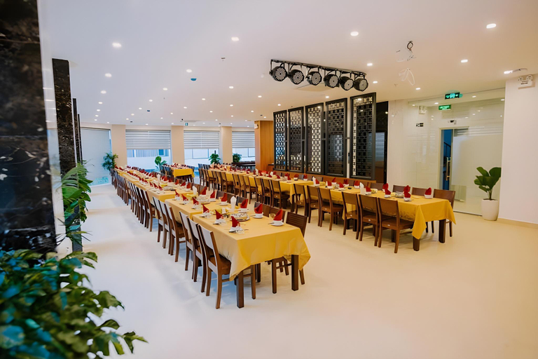Food & Drinks 4, 1986 Hotel, Cửa Lò