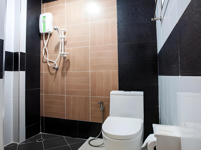 Bathroom 4, Euanjitt Chill House, Muang Khon Kaen