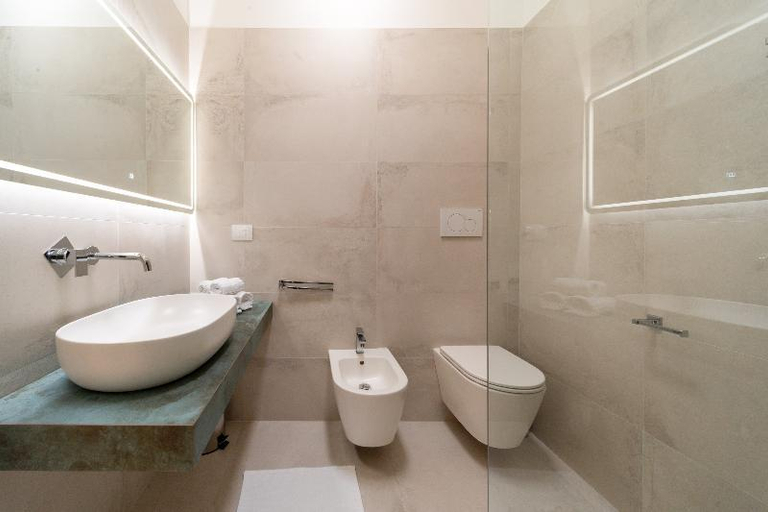 Bathroom 5, Sarmenti Agriresort, Lecce