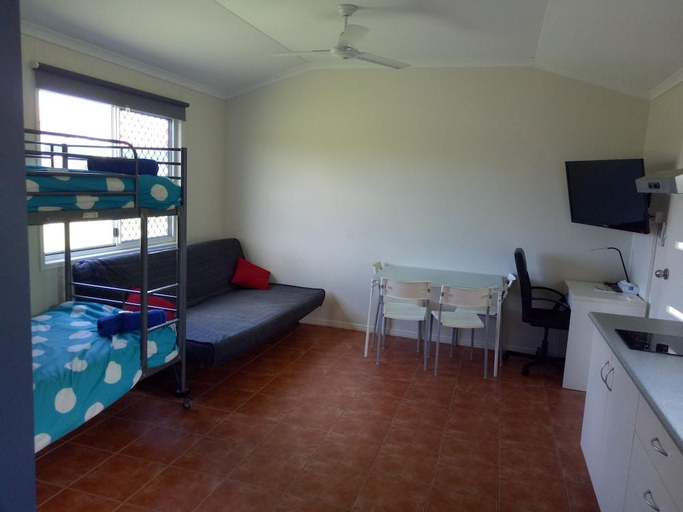 Others 5, Mareeba Motor Inn, Mareeba
