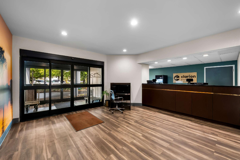 Public Area 2, Clarion Pointe Apex – Holly Springs, Wake