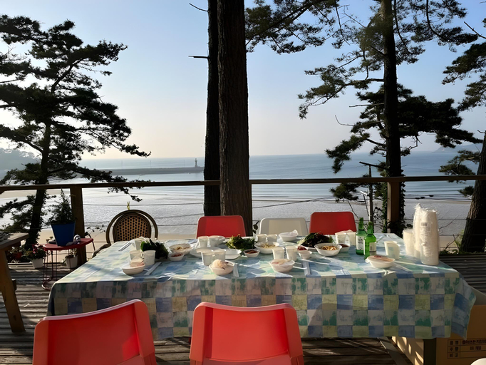 Food & Drinks 2, Taean Leo Minbak, Taean