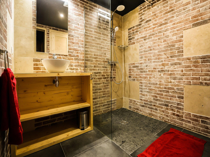Bathroom 2, Chalet in Valloire near Ski Slopes, Savoie