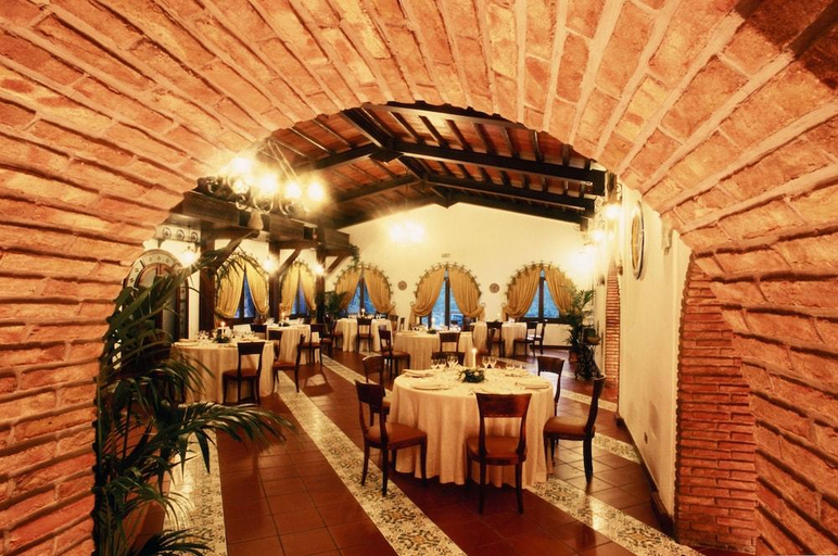 Food & Drinks 4, Villa Dafne, Palermo