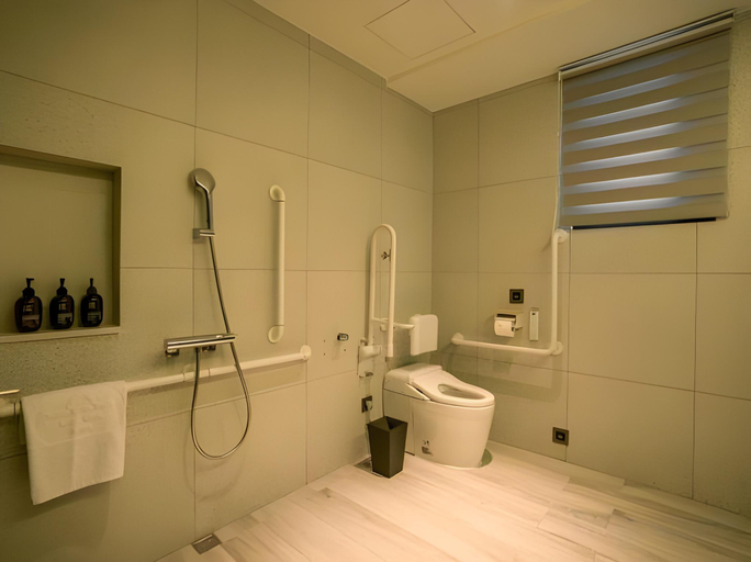Bathroom 4, XIUXI ANPING, Tainan