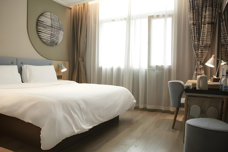 Bedroom 2, Home Inn Neo Maoming High-speed Railway Railway Station, Maoming