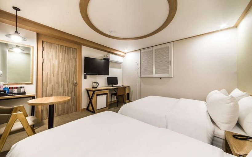 Others 4, Hotel XYM, Goyang