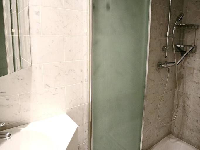 Bathroom 3, Seaside Comfort with Parking, West-Vlaanderen
