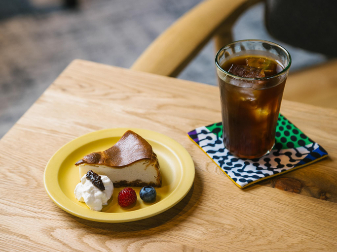 Food & Drinks 4, metisse stay, Nanto