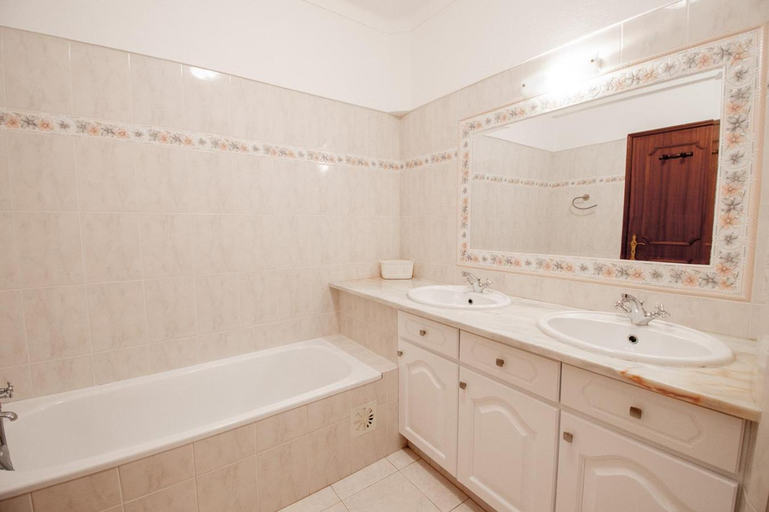 Bathroom 4, Casa Filipa Full House, Lagoa