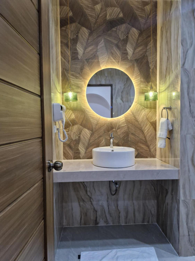 Bathroom 2, Villa Alessandra Homestay, Moalboal