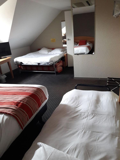 Bedroom 2, Ibis Styles Chartres Sud Barjouville, Eure-et-Loir