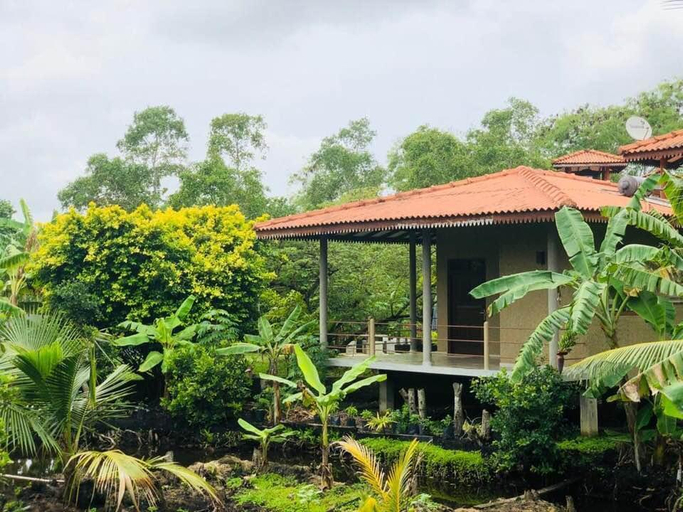 Others 5, Mass Eco Cabana, Habaraduwa