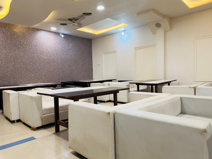 Food & Drinks 5, Nilkanth Resort - Best Resort in Anand, Anand