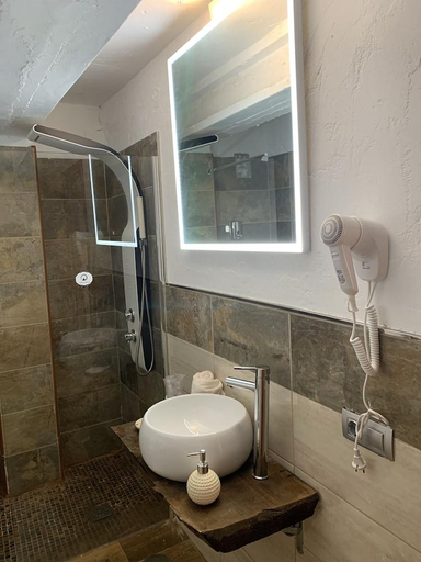 Bathroom 4, VALTISYA POOL AND AIRPORT, Las Palmas