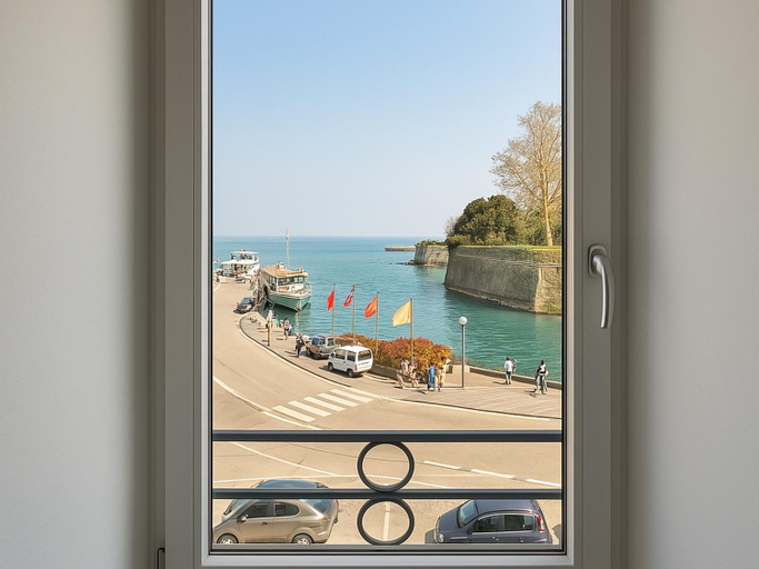 Others 3, Relais Al Porto, Verona