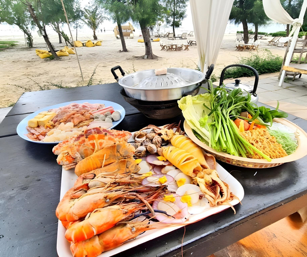 Food & Drinks 5, The Toy Beach Resort, Klaeng
