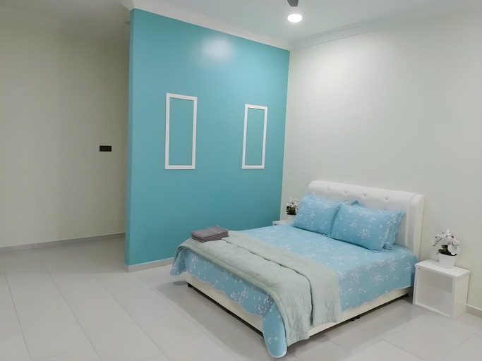 Bedroom 2, Roomah Santan @2in1 Roomstay Concept , Perlis