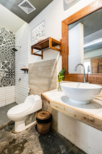 Bathroom 3, Villa The Jambu - Private pool in Canggu, Badung