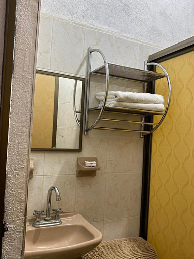 Bathroom 3, Hotel Posada Casa del Abuelo, Dist. Pochutla