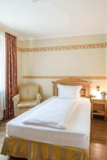 Bedroom 2, Hotel Zum Zeppelin Hamburg, Hamburg