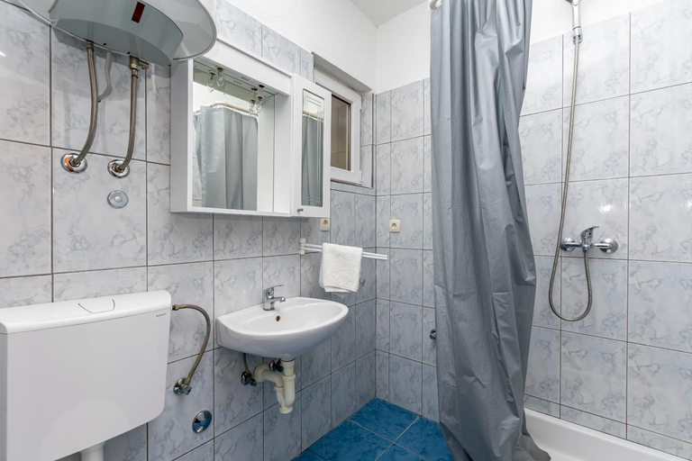 Bathroom 3, Apartments Horizont, Omiš