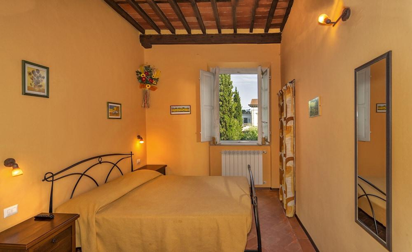 Bedroom 2, Bed & Breakfast Lucca Fora, Lucca