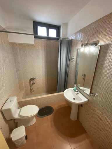 Bathroom 2, Villa Niobe, Peloponnese