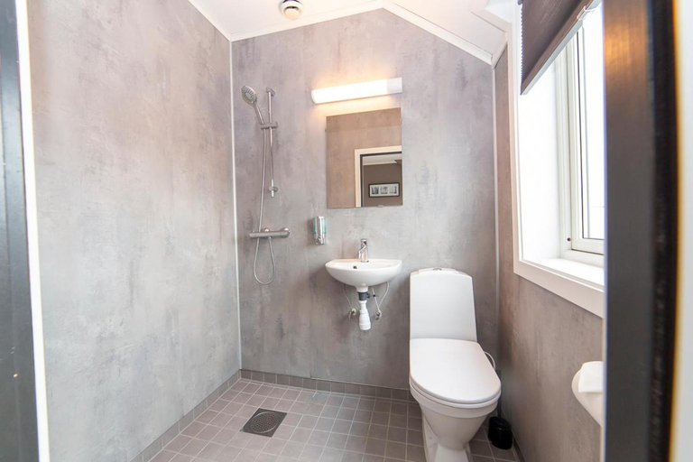 Bathroom 2, Pensjonat Jarlen, Trondheim
