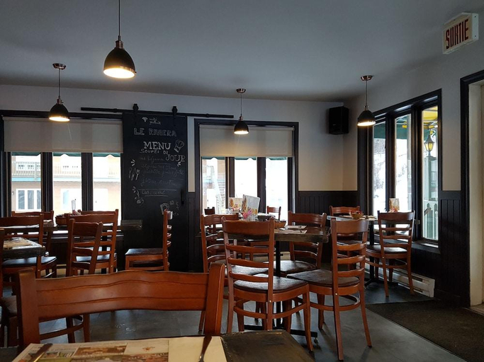 Food & Drinks 5, Motel Le Riviera, Charlevoix-Est