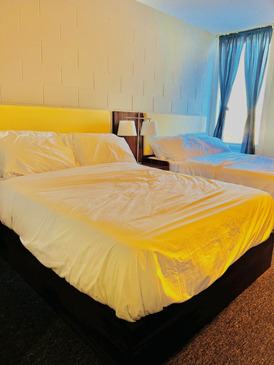 Bedroom 2, Grand Royal Legacy, Division No. 11