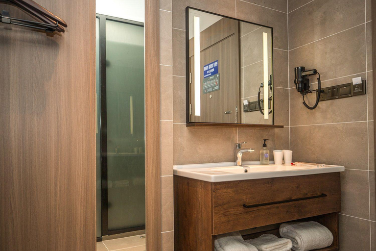 Bathroom 3, Hanting Hotel Yancheng Nanyang Airport, Yancheng