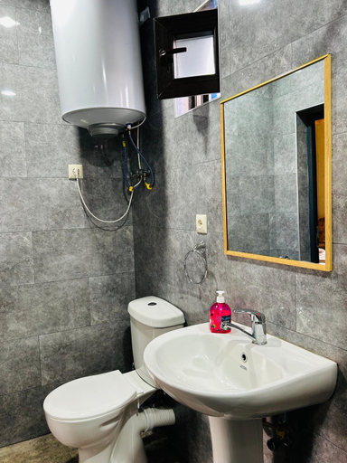 Bathroom, Vardzia - Tsotne's kingdom, Aspindza